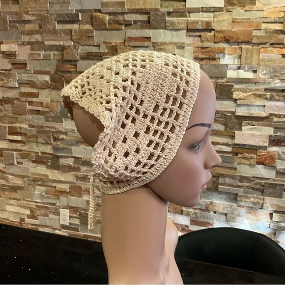 Crochet Beige Bandana - Picture 2 of 7